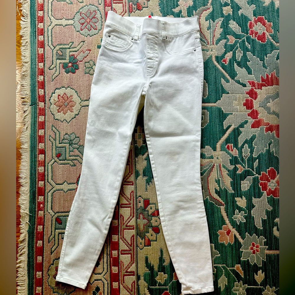 Spanx white pants- size small